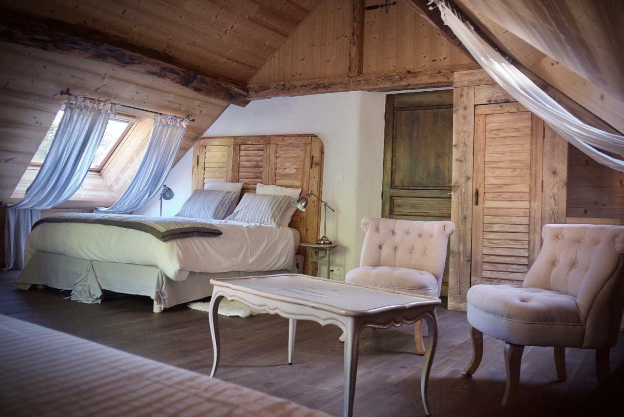 Yenne Chambres D'Hotes Des Lodges De La Cascade מראה חיצוני תמונה